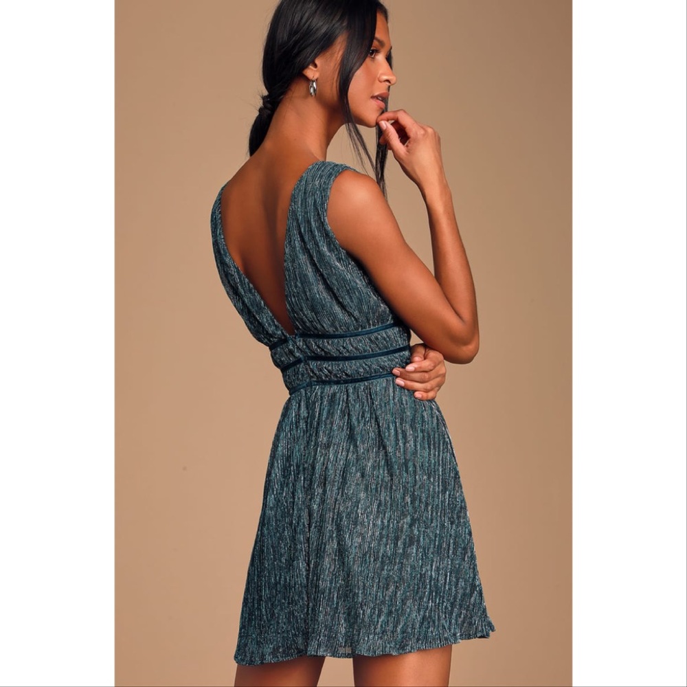 NWOT Lulus Smokeshow Teal Metallic Mini Dress Small - Picture 3 of 10